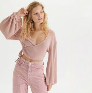 Urban Outfitters Mauve Addie Cozy Wrap Crop Top - Size M - Balloon Sleeves